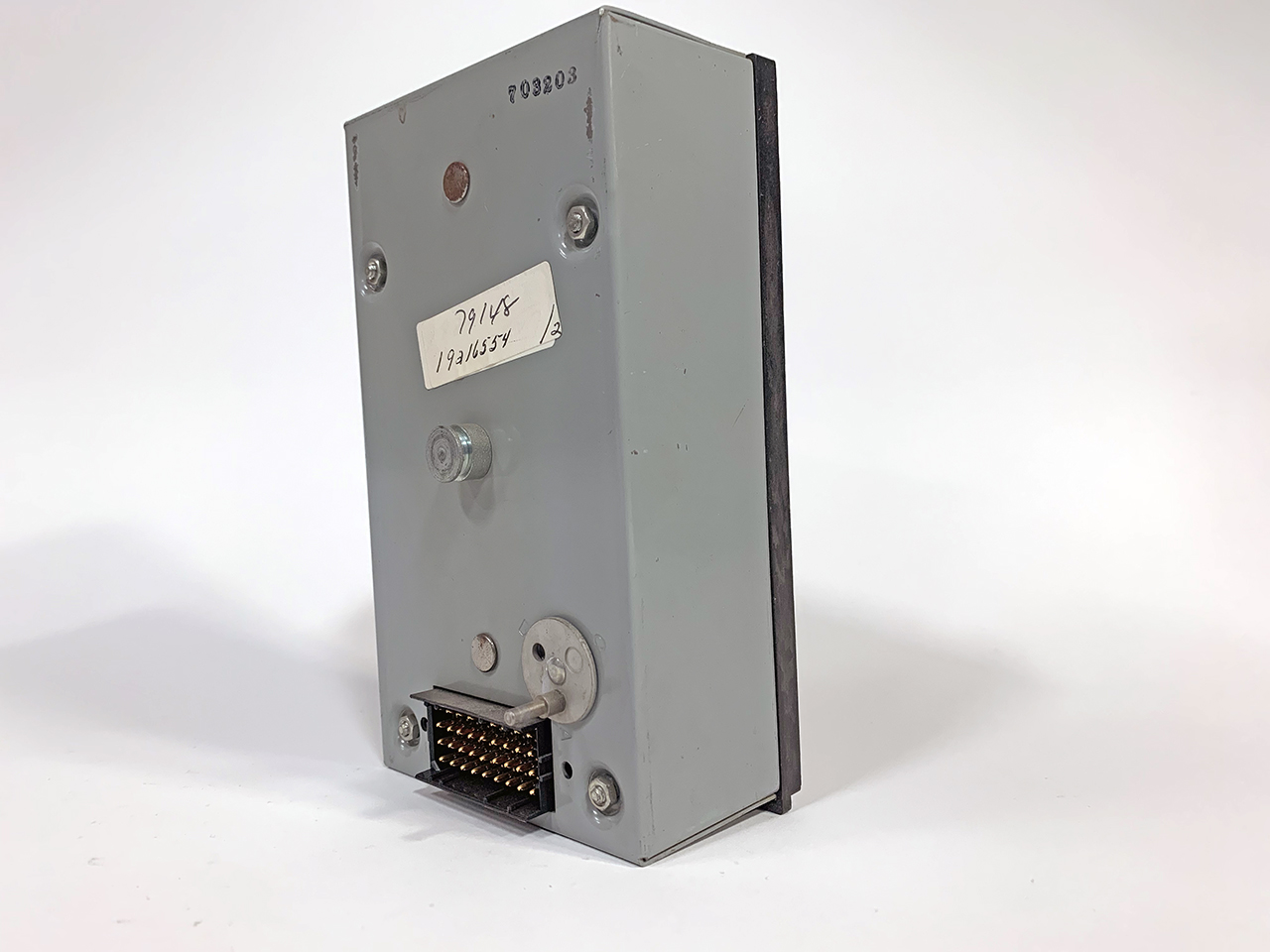 TA9VT20SGA3Z1