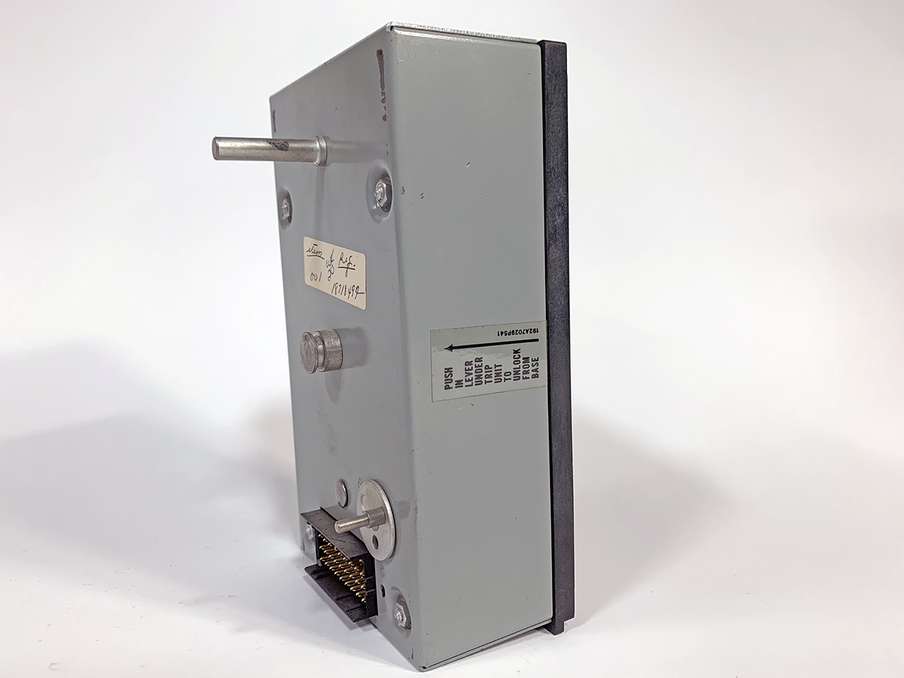 TA9VT40MA1